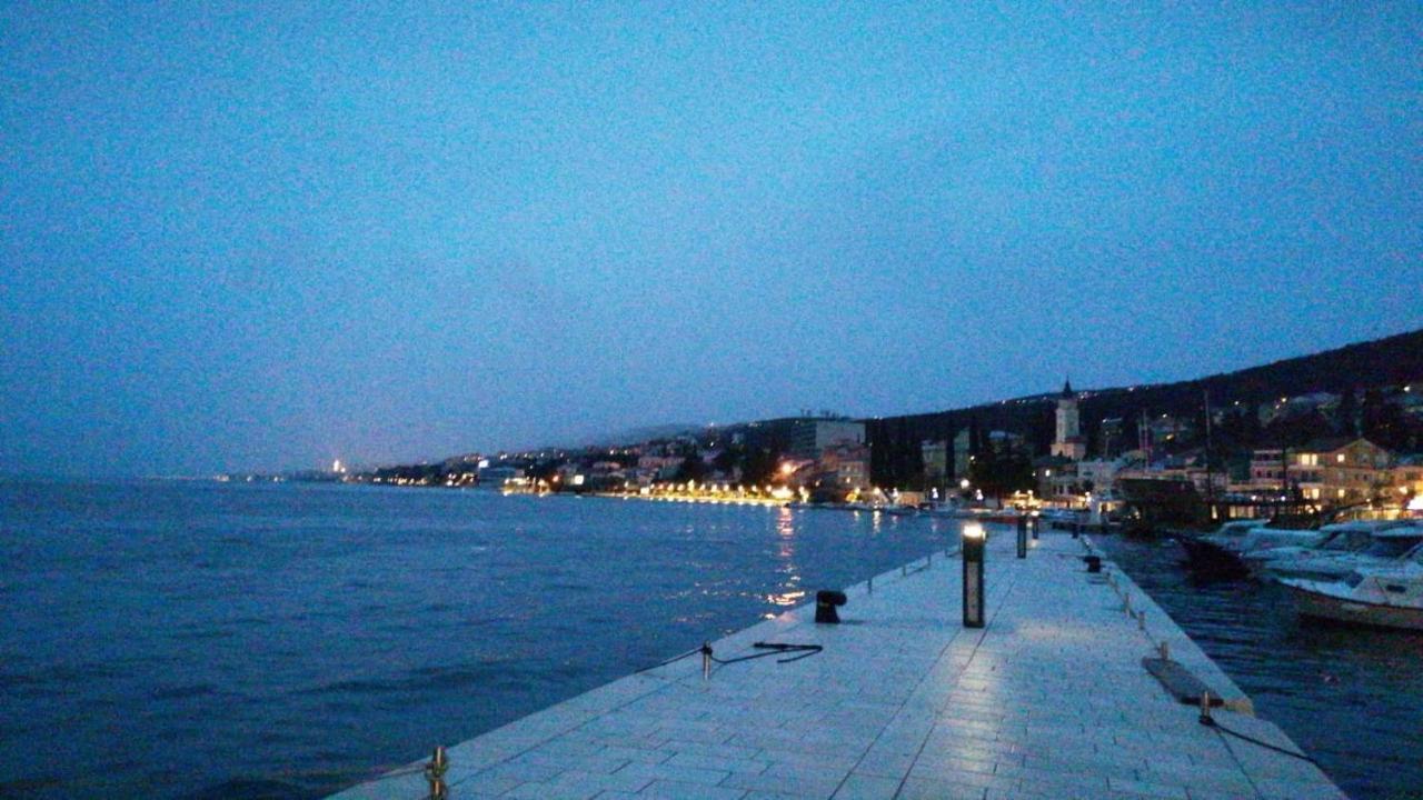 Sunshine Crikvenica Appartement Buitenkant foto